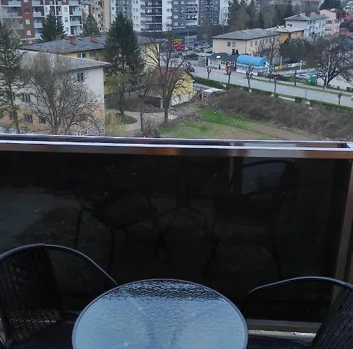 M&I Apartment