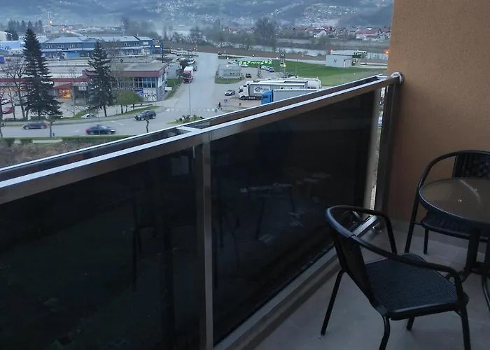 M&I Apartment